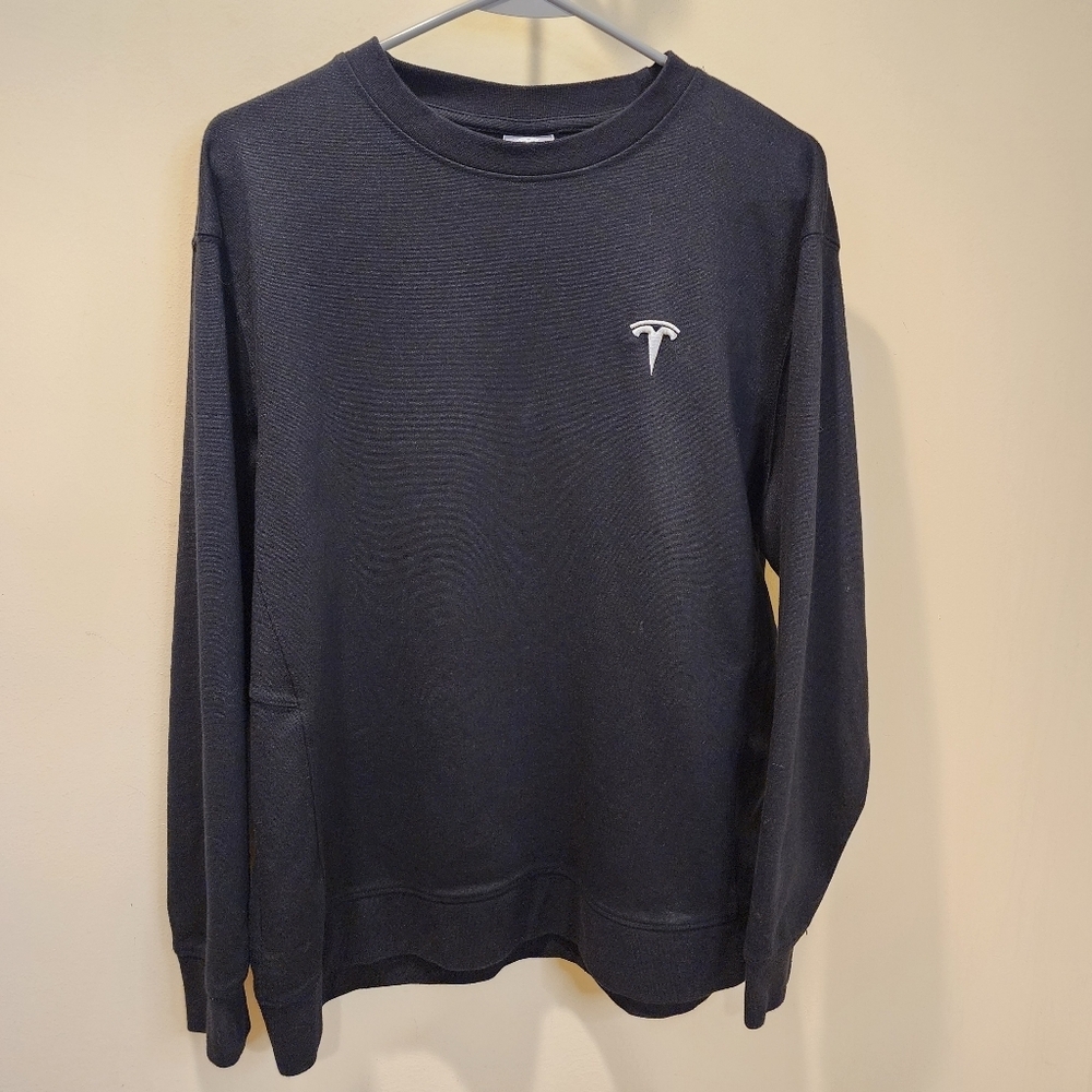 Tesla Pullover Black Crewneck Sweater size L